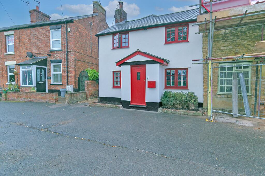 Main image of property: Patricks Lane, Deanshanger, MK19