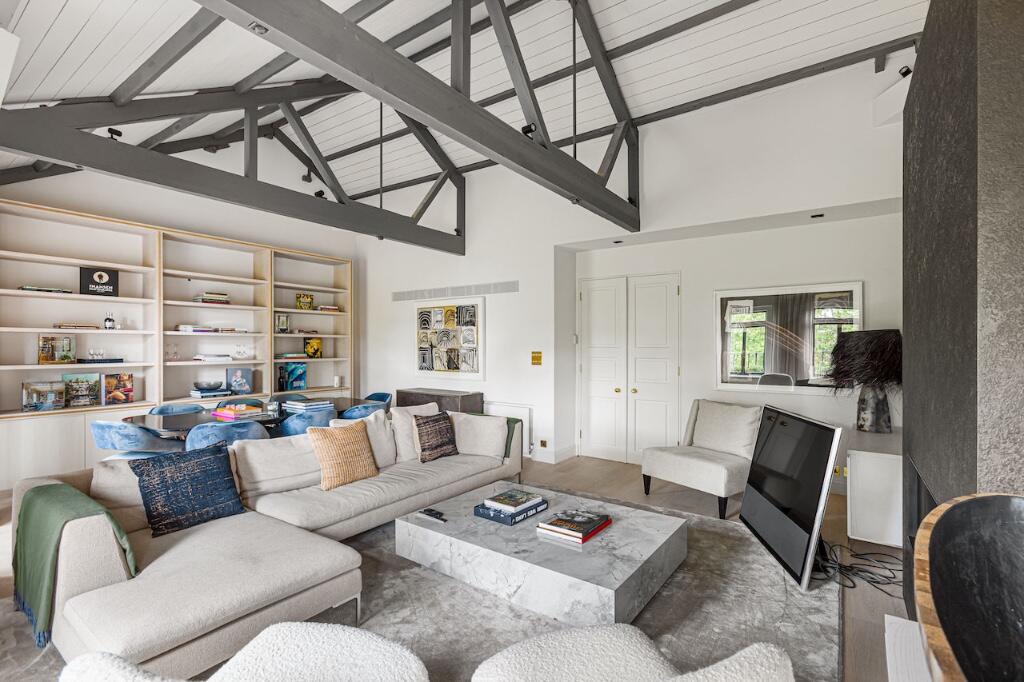 Main image of property: Cadogan Square, London, SW1X