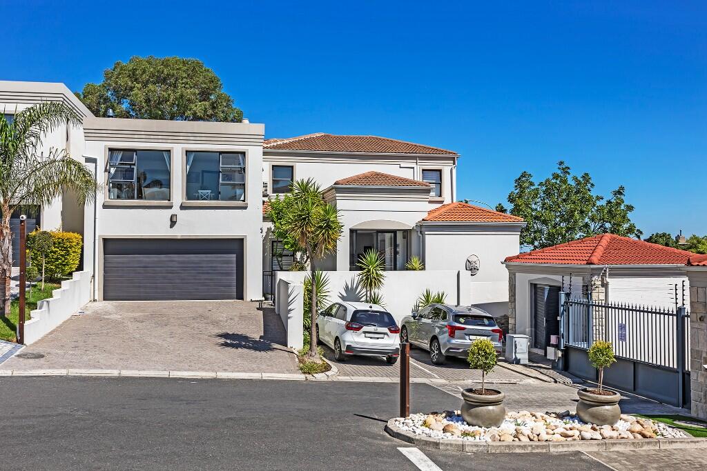 Main image of property: Parow, Western Cape