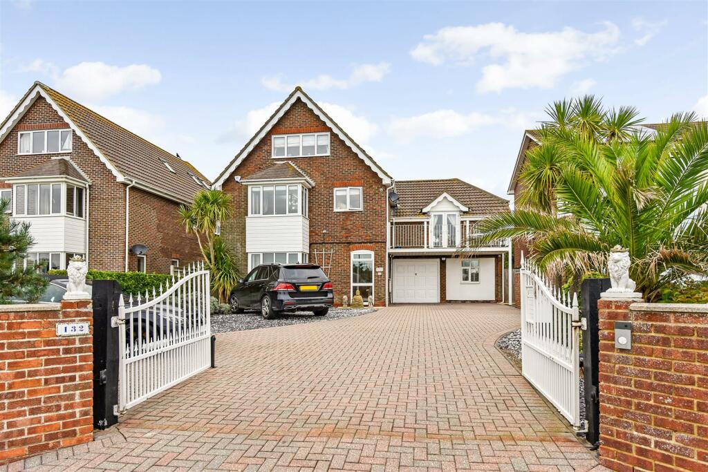 5 bedroom detached house for sale in Sea Front, Hayling Island, PO11