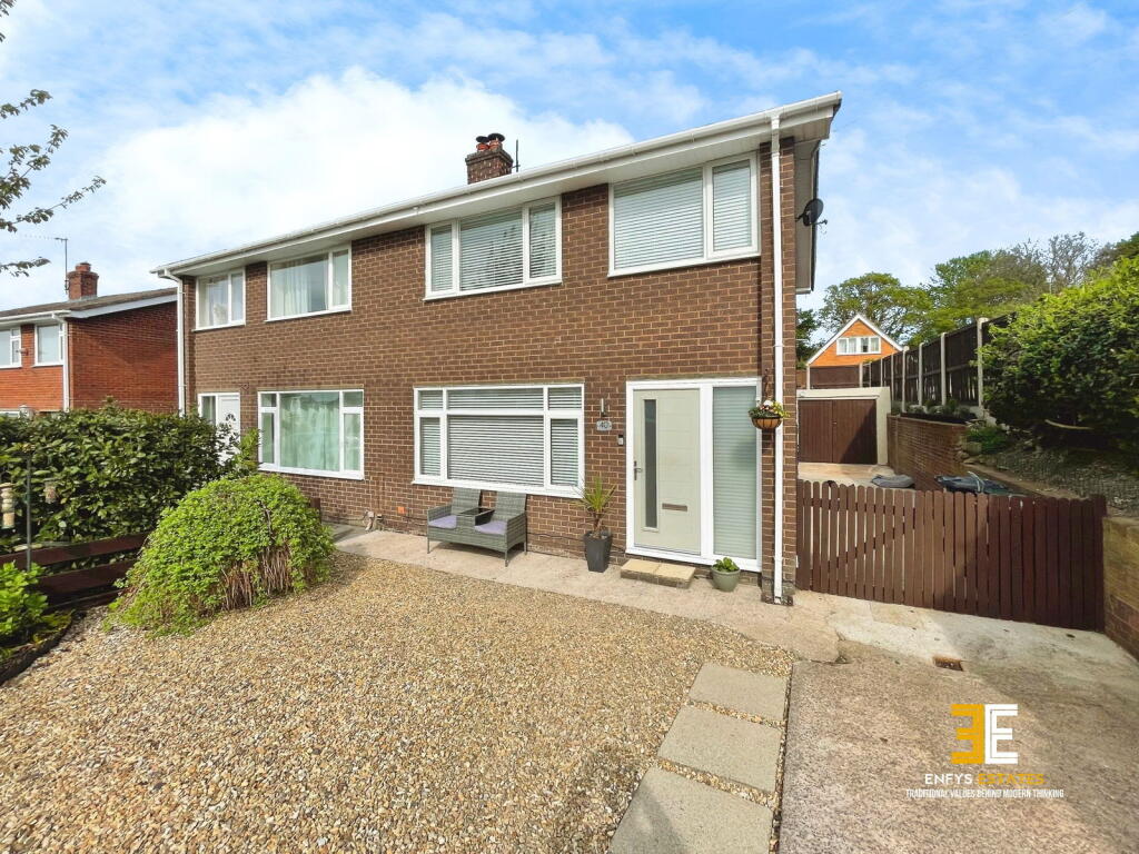 Main image of property: Tyn Y Celyn, Glan Conwy, Colwyn Bay, LL28 5NN