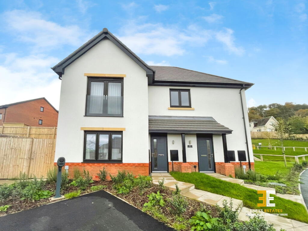 Main image of property: Parc Bodafon, Craig Y Don, LL30