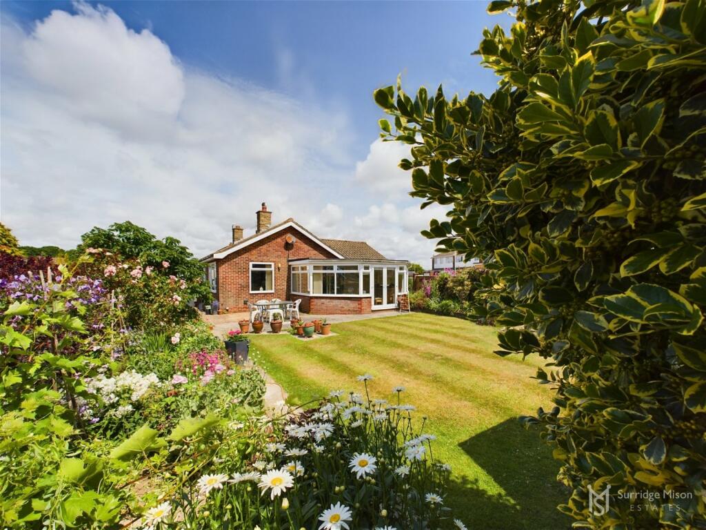 3 bedroom detached bungalow for sale in St. Johns Drive, Westham, Pevensey, East Sussex, BN24
