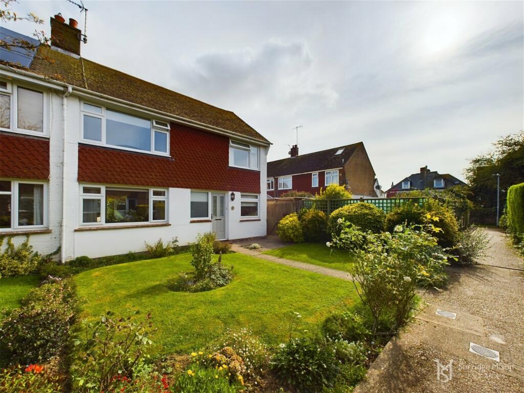 3 bedroom semidetached house for sale in Montfort Close, Westham