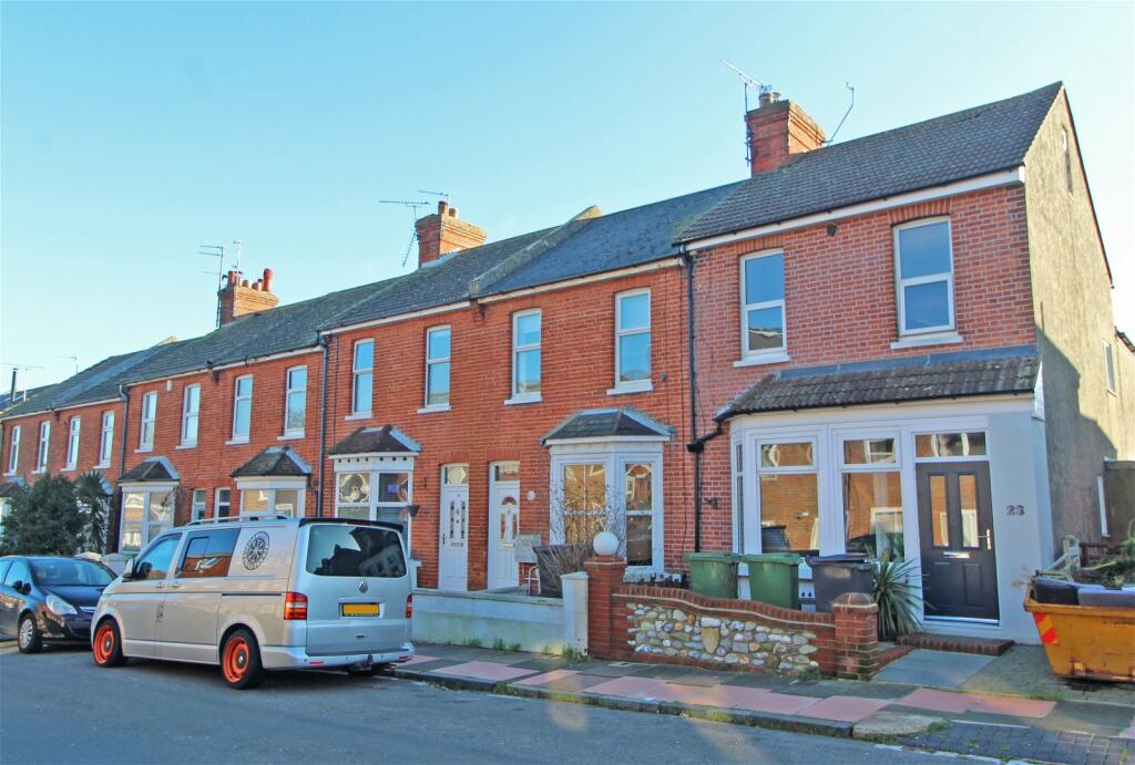 3 bedroom terraced house for sale in Salehurst Road, Eastbourne, East Sussex, BN21