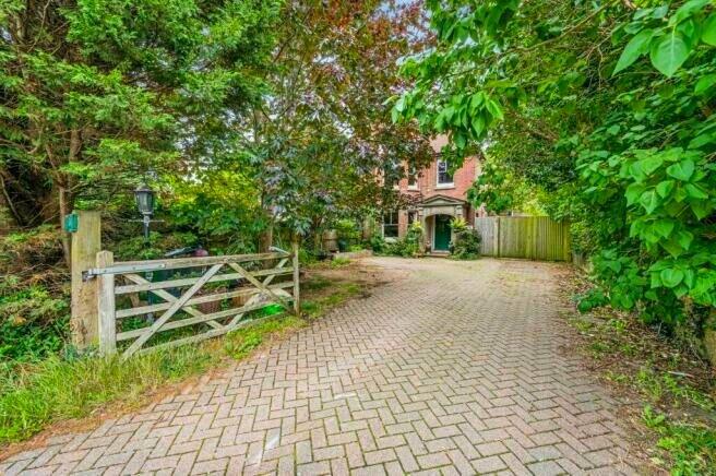 Additional property image - Friday Street, Eastbourne, East Sussex, BN23
