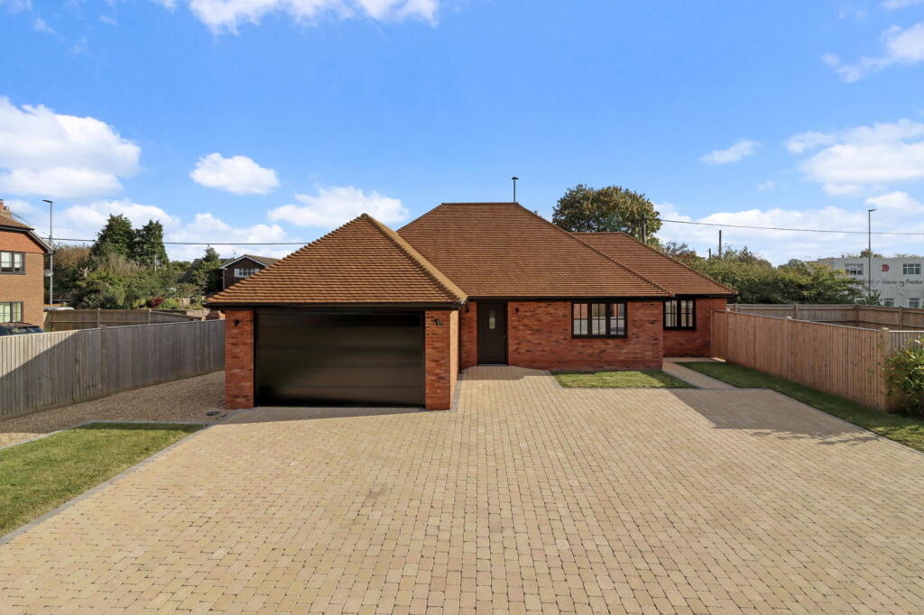 Additional property image - Kestrels View, Lower Horsebridge, Hailsham, East Sussex, BN27