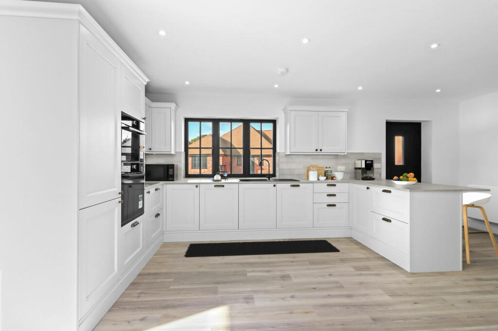 Additional property image - Kestrels View, Lower Horsebridge, Hailsham, East Sussex, BN27