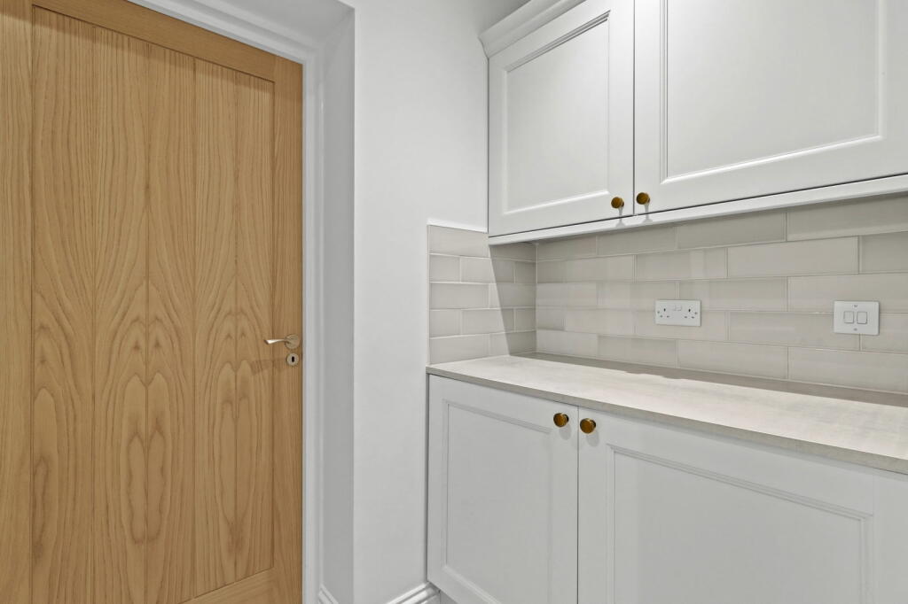 Additional property image - Kestrels View, Lower Horsebridge, Hailsham, East Sussex, BN27