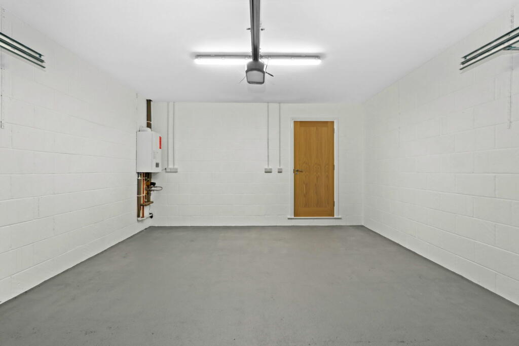 Additional property image - Kestrels View, Lower Horsebridge, Hailsham, East Sussex, BN27