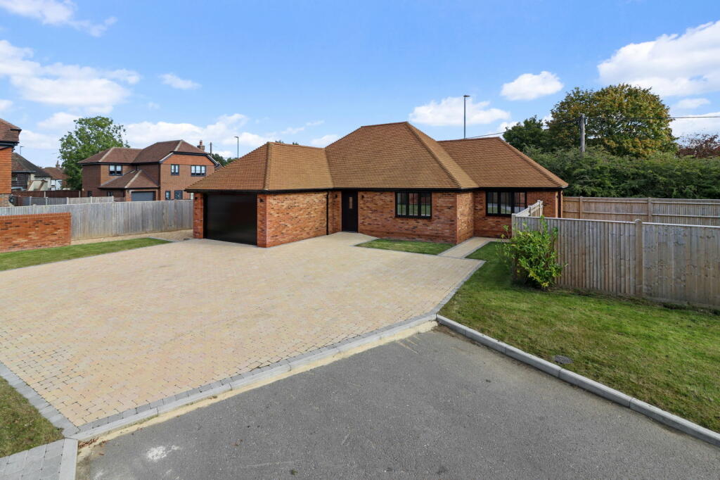 Additional property image - Kestrels View, Lower Horsebridge, Hailsham, East Sussex, BN27