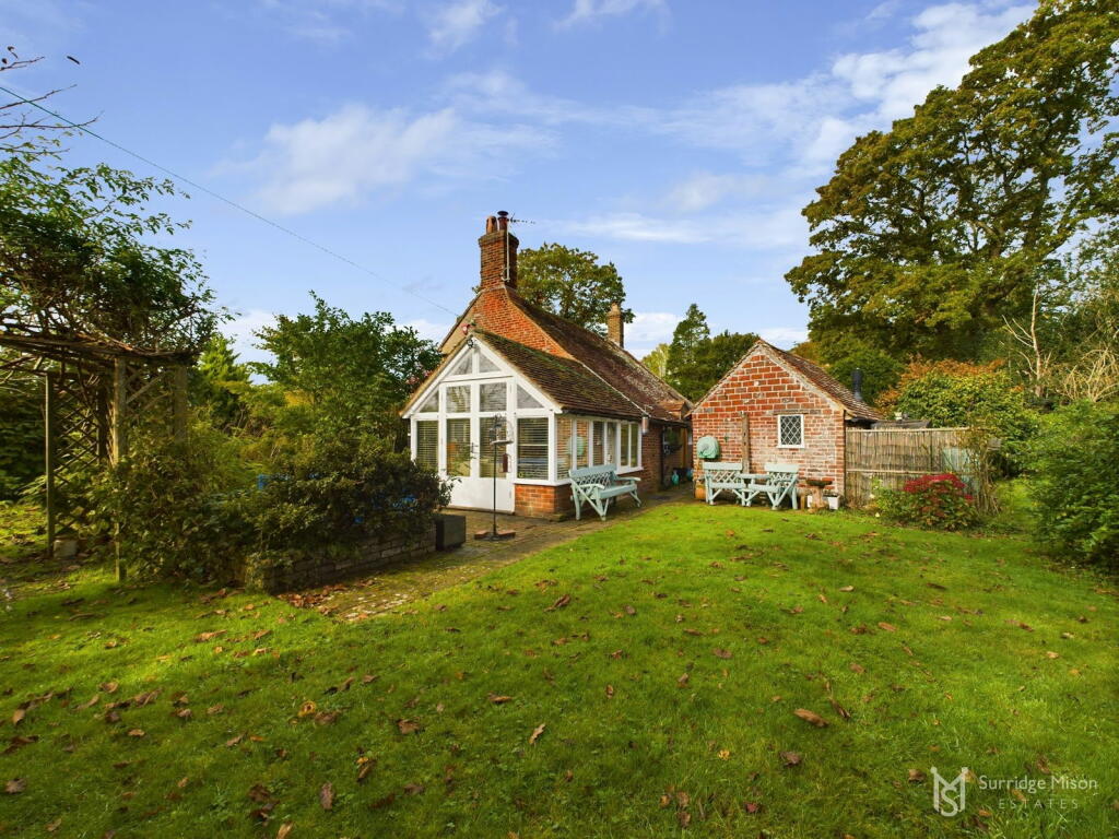 Additional property image - Vicarage Lane, Hellingly, Hailsham, East Sussex, BN27
