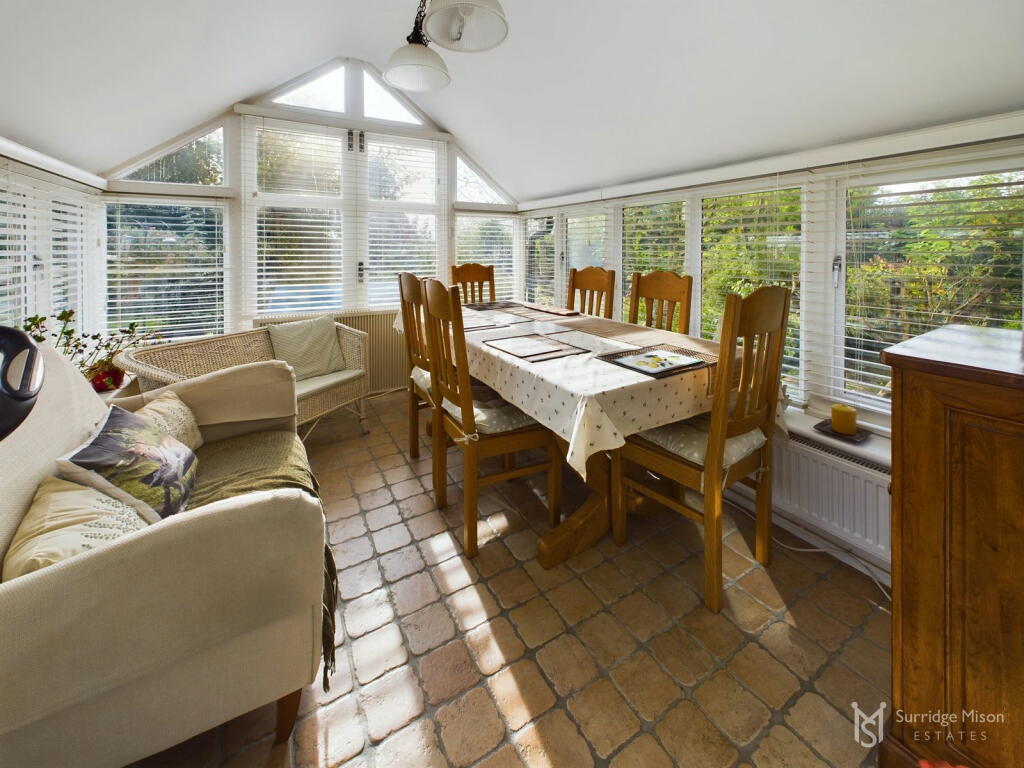 Additional property image - Vicarage Lane, Hellingly, Hailsham, East Sussex, BN27