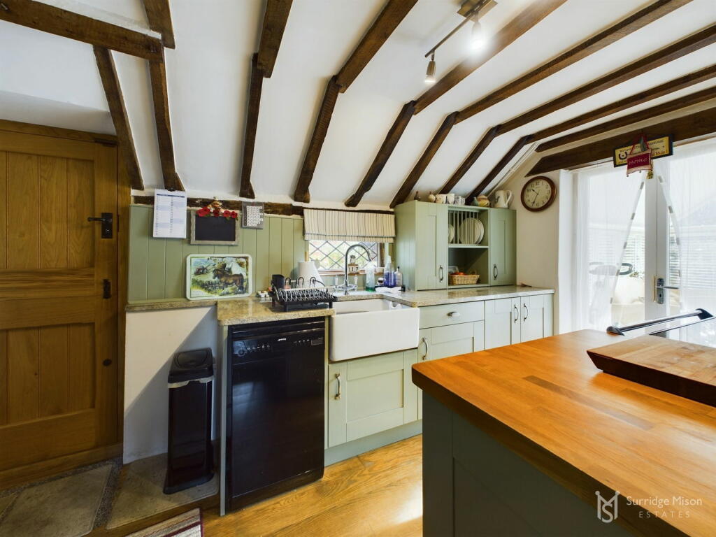 Additional property image - Vicarage Lane, Hellingly, Hailsham, East Sussex, BN27