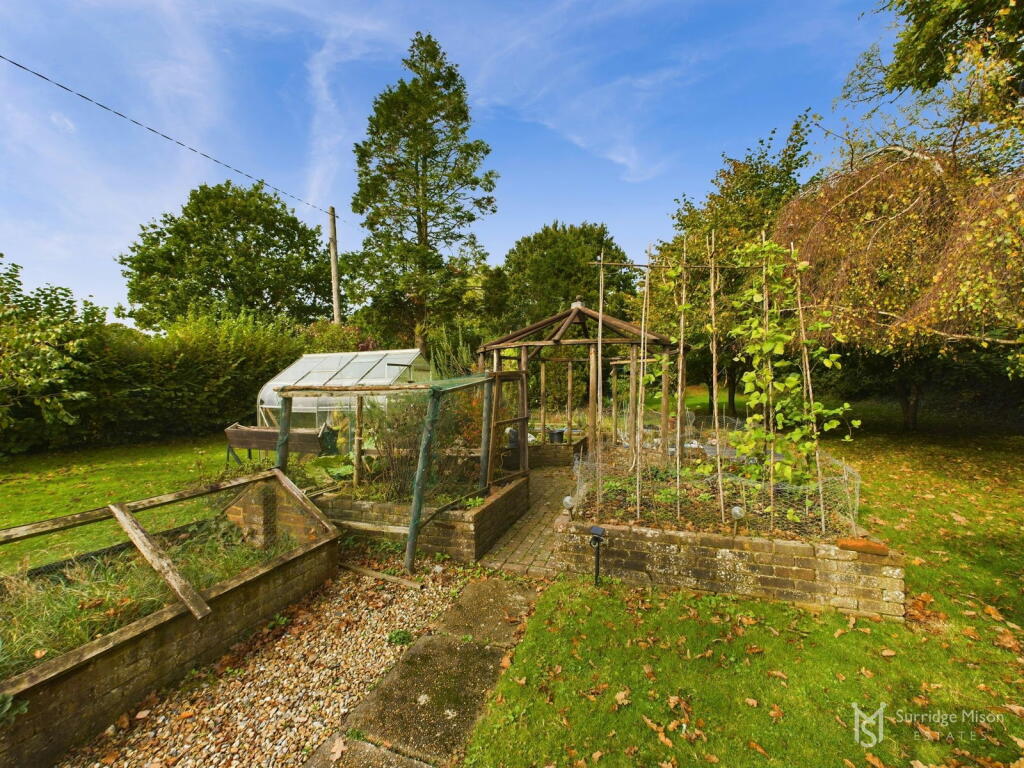 Additional property image - Vicarage Lane, Hellingly, Hailsham, East Sussex, BN27
