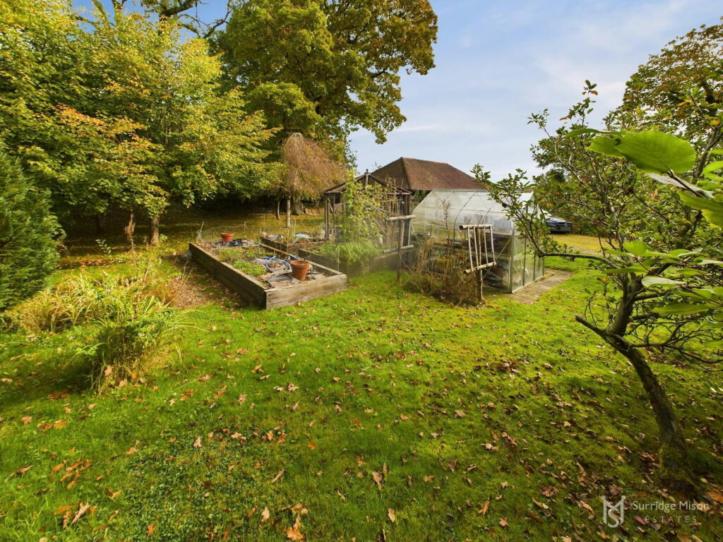 Additional property image - Vicarage Lane, Hellingly, Hailsham, East Sussex, BN27