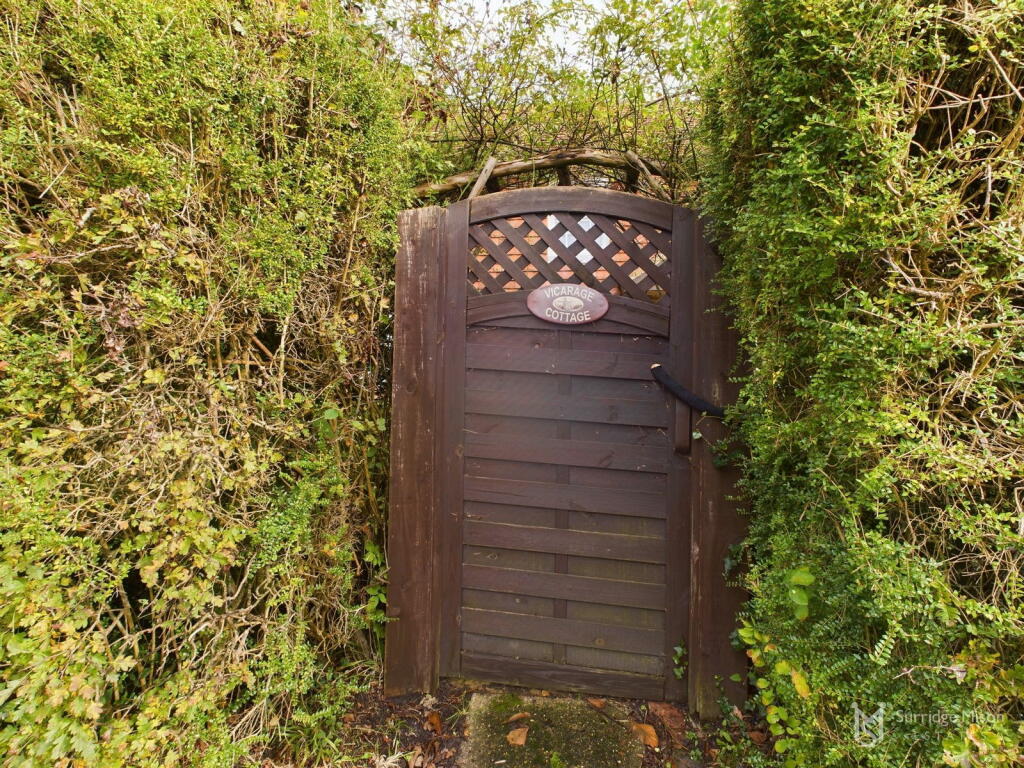 Additional property image - Vicarage Lane, Hellingly, Hailsham, East Sussex, BN27