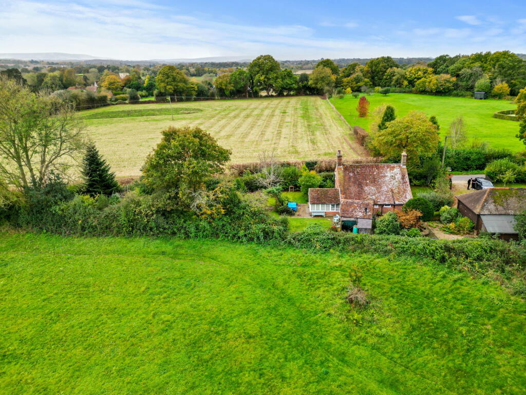 Additional property image - Vicarage Lane, Hellingly, Hailsham, East Sussex, BN27