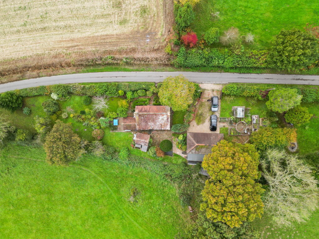 Additional property image - Vicarage Lane, Hellingly, Hailsham, East Sussex, BN27
