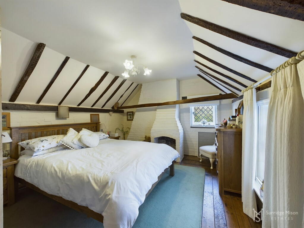 Additional property image - Vicarage Lane, Hellingly, Hailsham, East Sussex, BN27