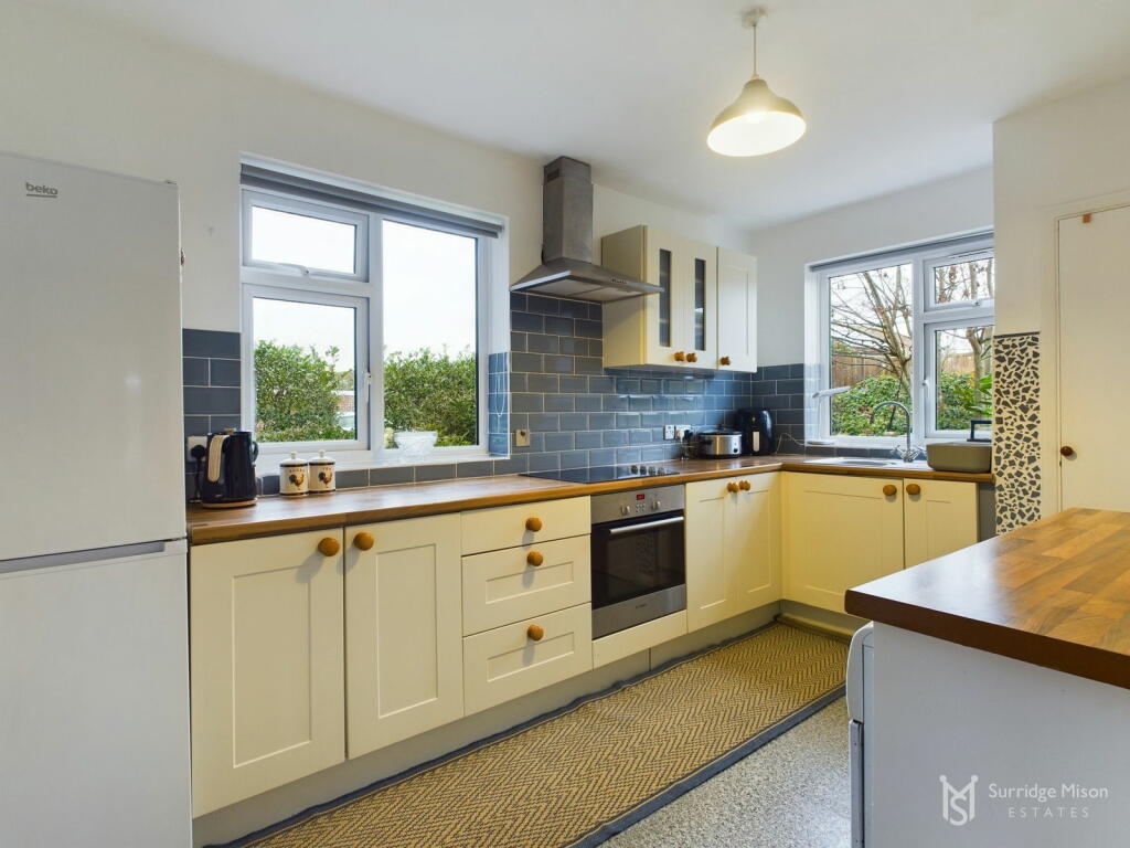 Additional property image - Cadogan Court, Grenville Road, Pevensey Bay, East Sussex, BN24