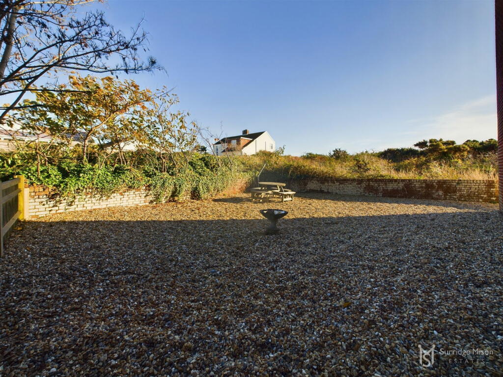Additional property image - Cadogan Court, Grenville Road, Pevensey Bay, East Sussex, BN24