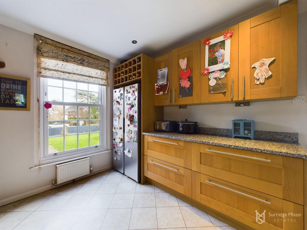Additional property image - Upper Kings Drive, Eastbourne, East Sussex, BN20