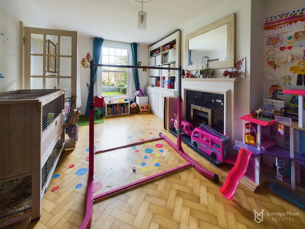 Additional property image - Upper Kings Drive, Eastbourne, East Sussex, BN20