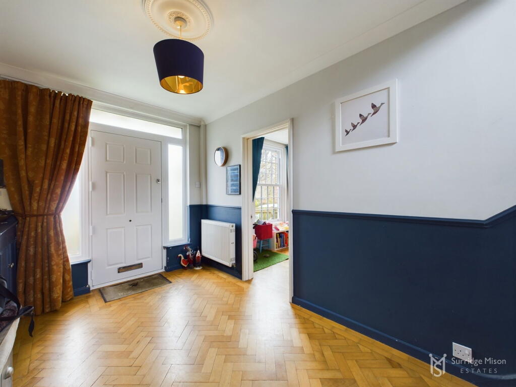 Additional property image - Upper Kings Drive, Eastbourne, East Sussex, BN20