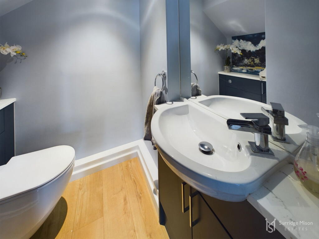Additional property image - Upper Kings Drive, Eastbourne, East Sussex, BN20