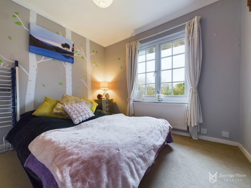 Additional property image - Upper Kings Drive, Eastbourne, East Sussex, BN20