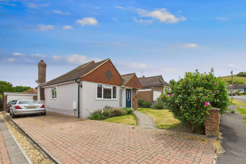 Main image of property: Combe Rise, Willingdon, Eastbourne, East Sussex, BN20 9LN