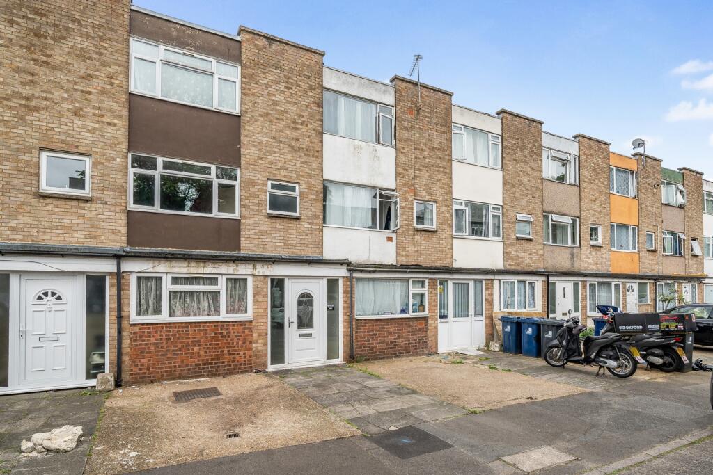 Main image of property: Swan Road, Southall, UB1