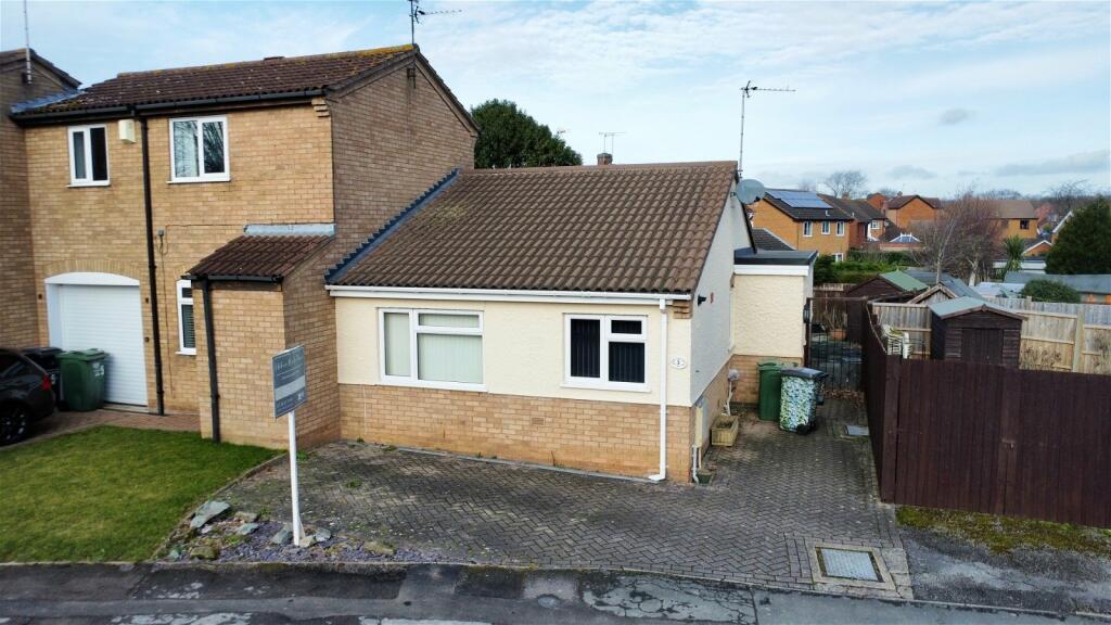 3 bedroom semidetached bungalow for sale in Wicklow Close, Shepshed, Loughborough, LE12 9BJ, LE12