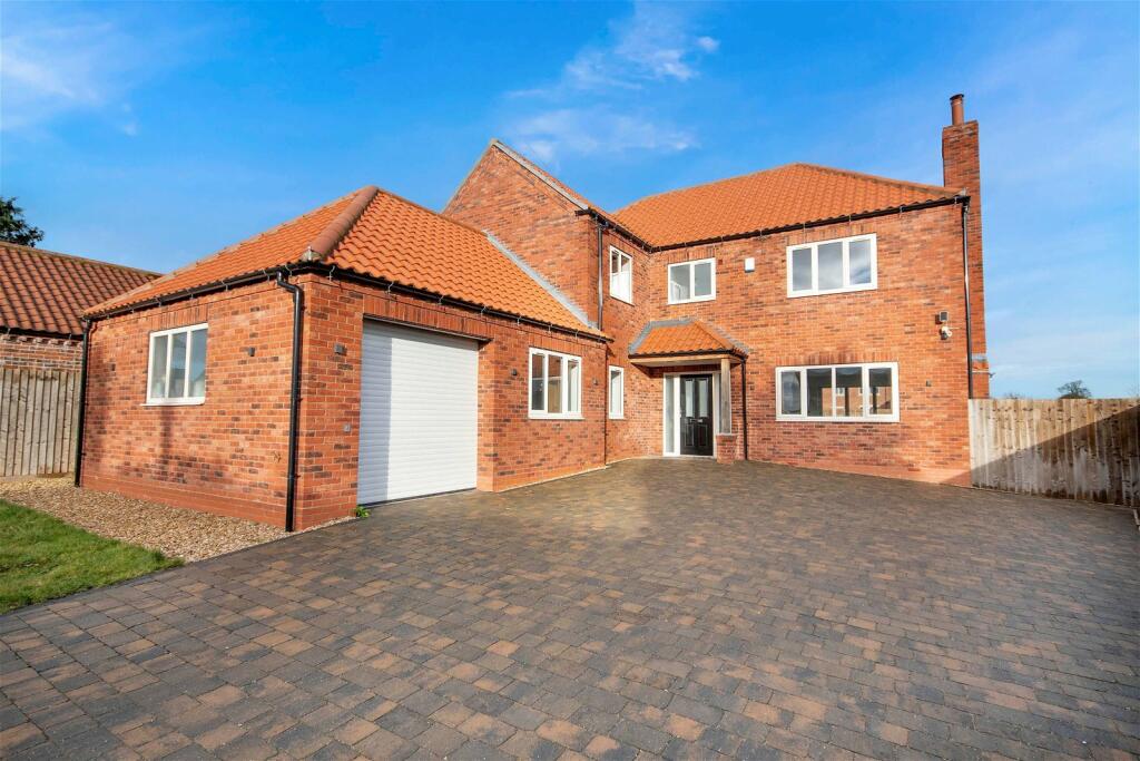 4 bedroom detached house for sale in Top Pasture Lane, North Wheatley, Retford, DN22 9BY, DN22