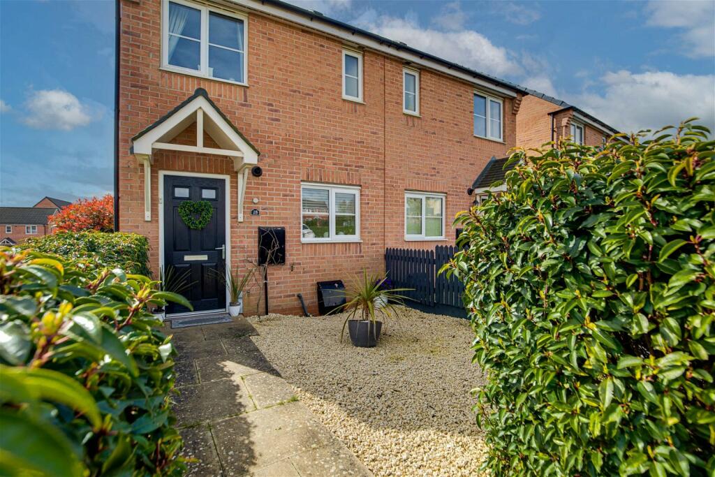 2 bedroom semidetached house for sale in Brockington Road, Melton