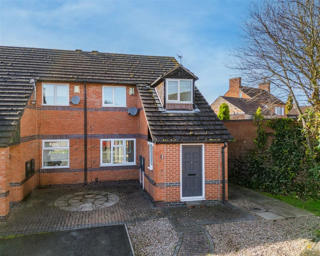 3 bedroom semidetached house for sale in Hogg Lane, RadcliffeOnTrent