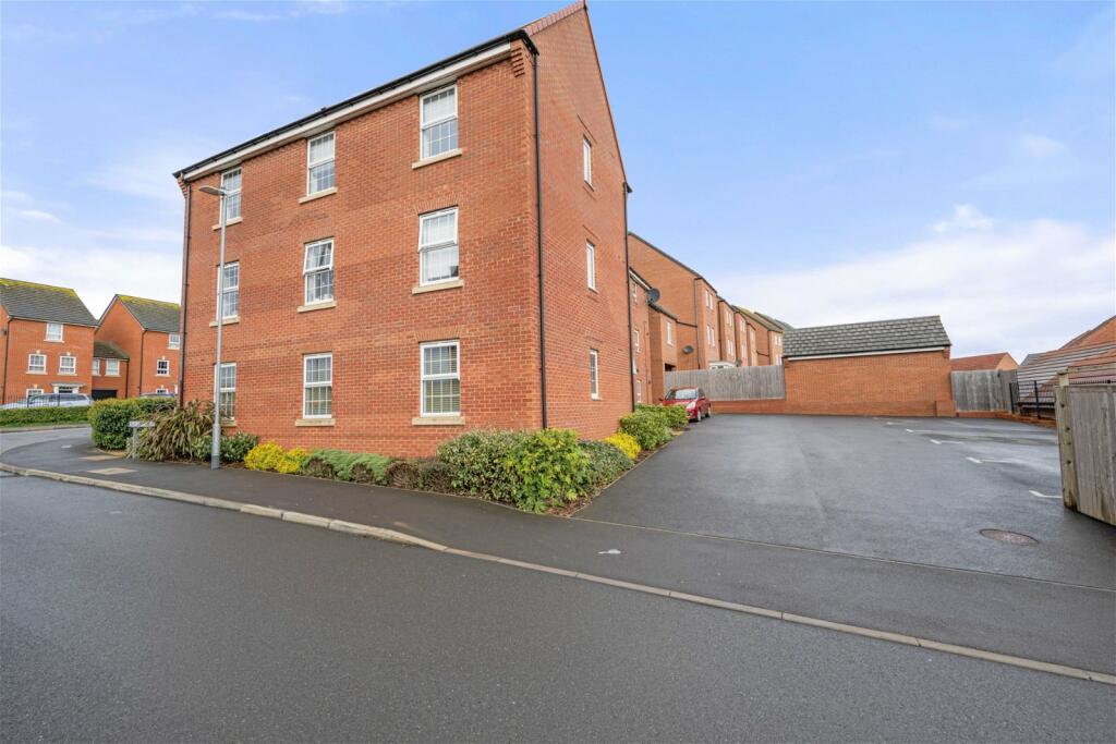 2 bedroom apartment for sale in A Ground Floor Apartment on Penrhyn Way
