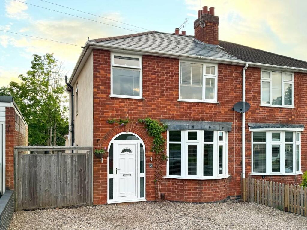 3 bedroom semidetached house for sale in Howard Road, Glen Parva