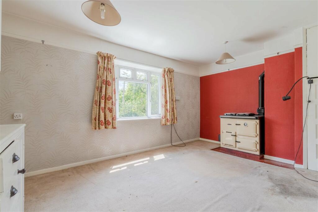 Additional property image - Church Road, Doynton, Bristol, BS30 5ST