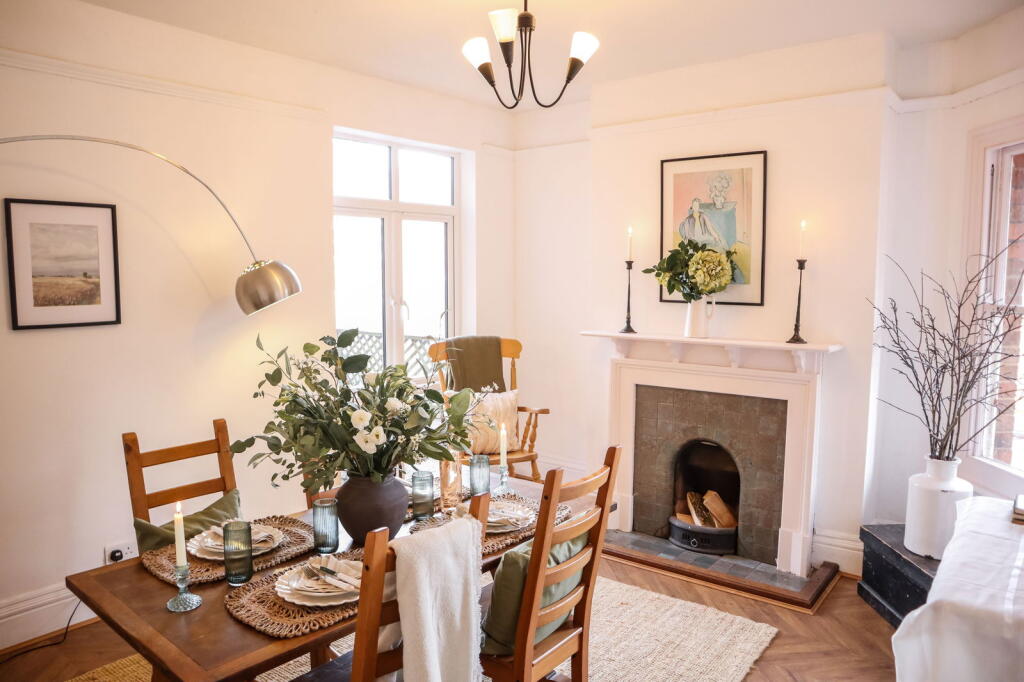 Additional property image - Clifton Road, Rugby, CV21 3QW