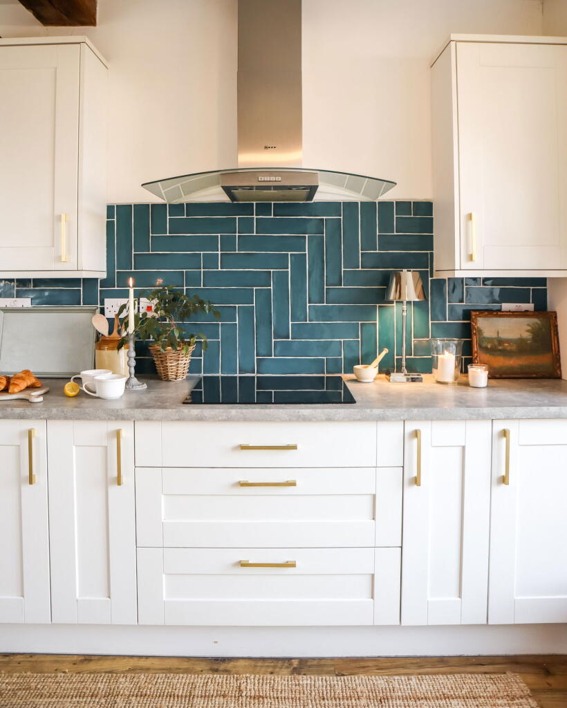 Additional property image - Clifton Road, Rugby, CV21 3QW