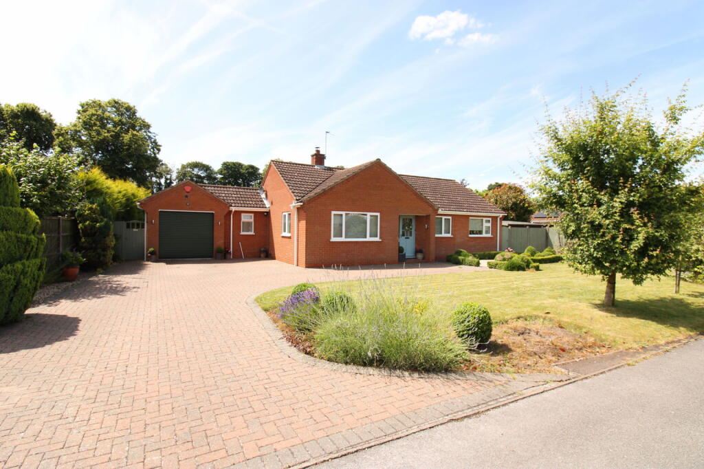 Main image of property: Orchard Close, Morton, Gainsborough, DN21 3BP