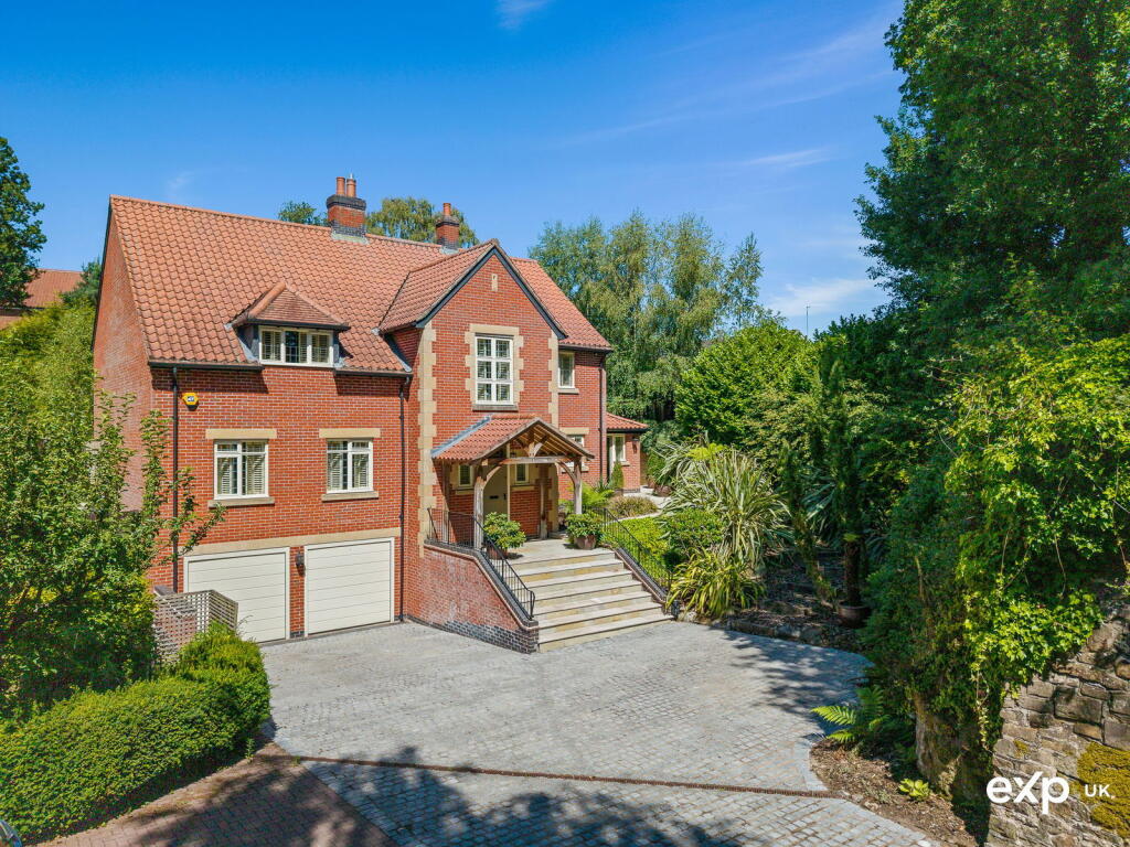 Main image of property: Fox Hollow, Ravenshead
