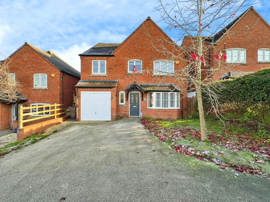 Main image of property: Brunt Lane, Woodville, DE11 7EW