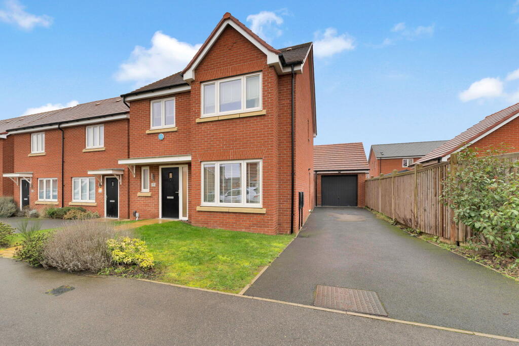 Main image of property: Furrow Close, Middlebeck, Newark On Trent, NG24 3XR