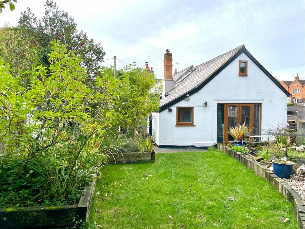 5 bedroom detached house for sale in The Old School, Akeley, Buckingham, Buckinghamshire, MK18