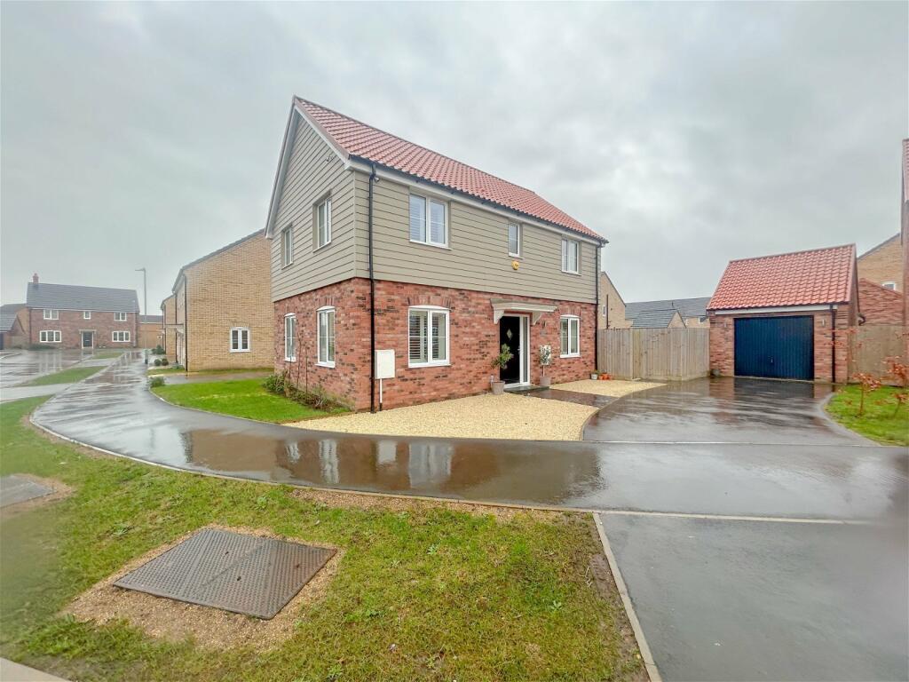 3 bedroom detached house for sale in Crane View House, Crowland, PE6