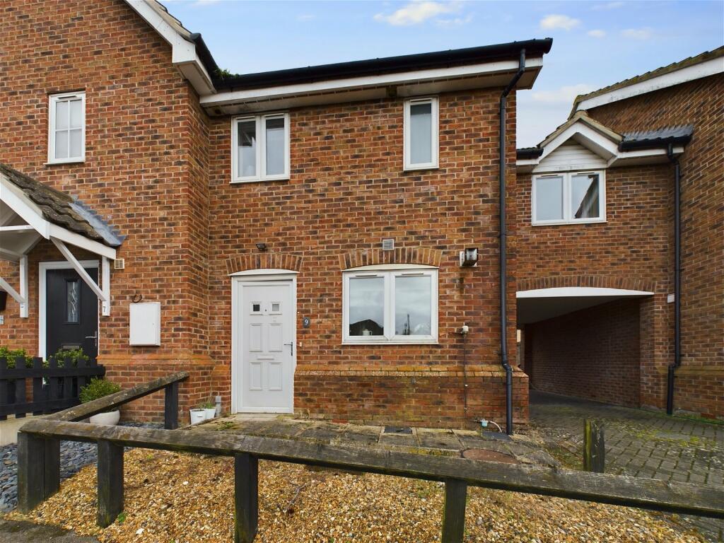 2 bedroom terraced house for sale in Heathlands, Beck Row, Bury St