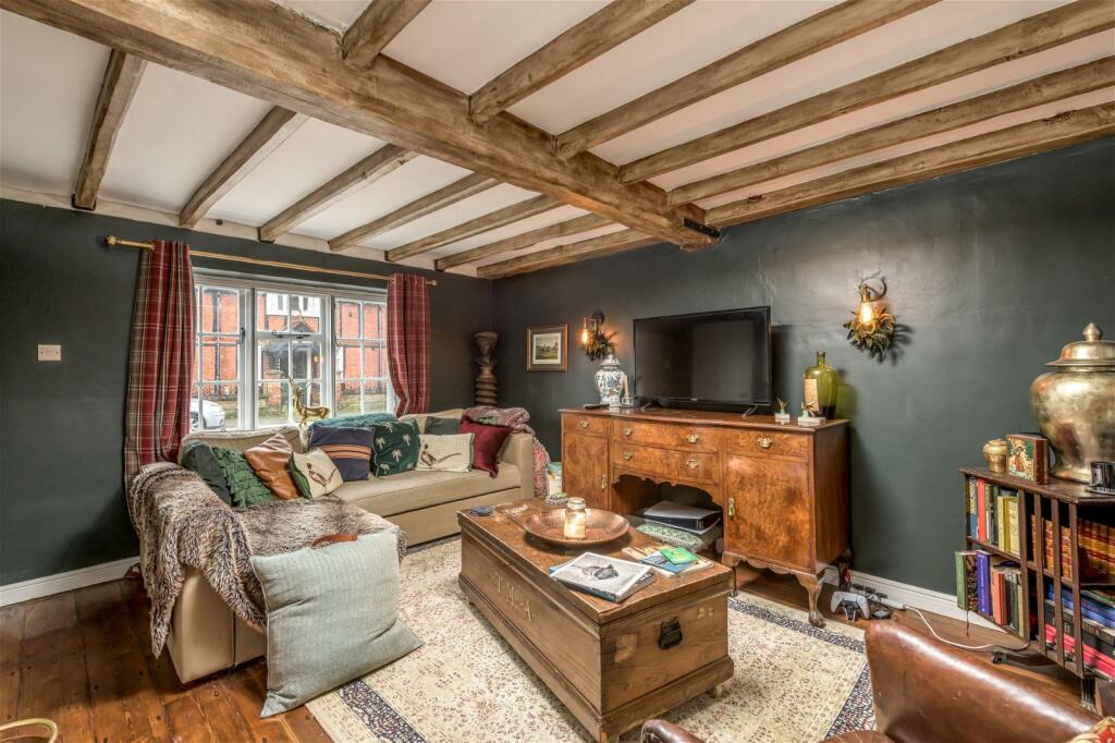 5 bedroom semidetached house for sale in Horn Street, Winslow, Buckinghamshire, MK18